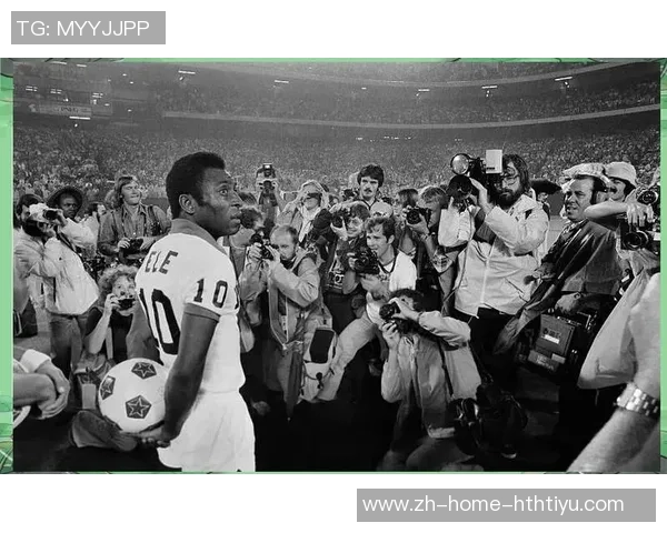 足球传奇贝利的辉煌生涯与对世界足球的深远影响